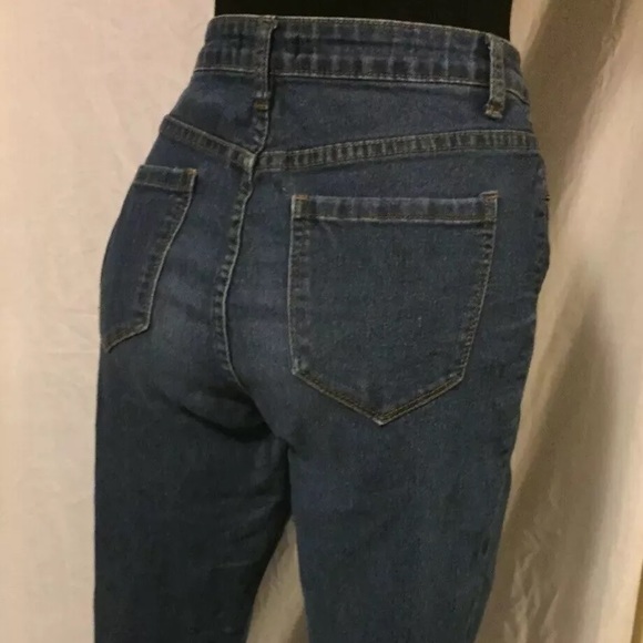 Women’s size 12 (30) Forever 21 jeans - Picture 3 of 4